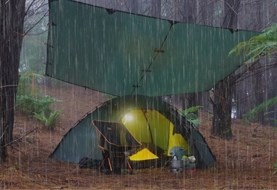 چگونه در باران کمپ بزنیم؟